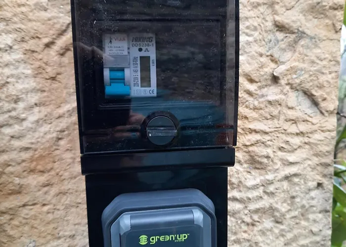 Les Coteaux De Planeze, Maison Et Jardin Dans Le Lot! Chez L'habitant! * Belmont-Bretenoux